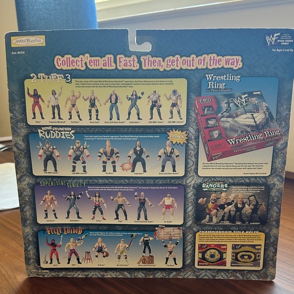 WWF Wrestlemania The Rock /Owen Hart sealed toys - Picture 3 of 4